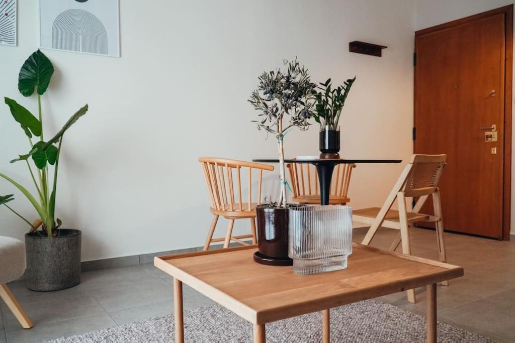 Charming Apartment In Keramikos Атина Екстериор снимка